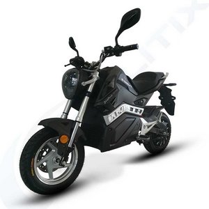 Deux roues électriques Moto électrique Youbeemotors Black Mamba : Puissance et style pour les motards exigeants<br />
La Youbeemotors Black Mamba est une moto électrique haut de gamme qui offre une expérience de conduite exceptionnelle aux motards les plus exigeants. Dotée d'un moteur électrique de 11 kW et d'une batterie de 72 V 50 Ah, elle offre une puissance et une autonomie remarquables, tout en conservant un style agressif et moderne.</p>
<p>Voici quelques-unes des caractéristiques de la Youbeemotors Black Mamba :</p>
<p>Performance:</p>
<p>Moteur électrique de 11 kW<br />
Couple maximal de 100 Nm<br />
Accélération de 0 à 100 km/h en 5 secondes<br />
Vitesse maximale de 180 km/h<br />
Autonomie:</p>
<p>Batterie de 72 V 50 Ah<br />
Autonomie allant jusqu'à 200 km en mode éco<br />
Batteries interchangeables<br />
Design:</p>
<p>Style sportif et agressif<br />
Cadre en aluminium léger et robuste<br />
Phare LED à l'avant et feux LED à l'arrière<br />
Jantes en alliage de 17 pouces<br />
Confort et praticité:</p>
<p>Selle ergonomique et confortable<br />
Suspension avant et arrière<br />
Freins à disque hydrauliques à l'avant et à l'arrière<br />
Tableau de bord numérique LCD<br />
Béquille latérale et béquille centrale<br />
Prise USB pour charger votre smartphone<br />
La Youbeemotors Black Mamba est une moto électrique exceptionnelle qui s'adresse aux motards qui recherchent le summum en matière de performance, de style et de technologie.